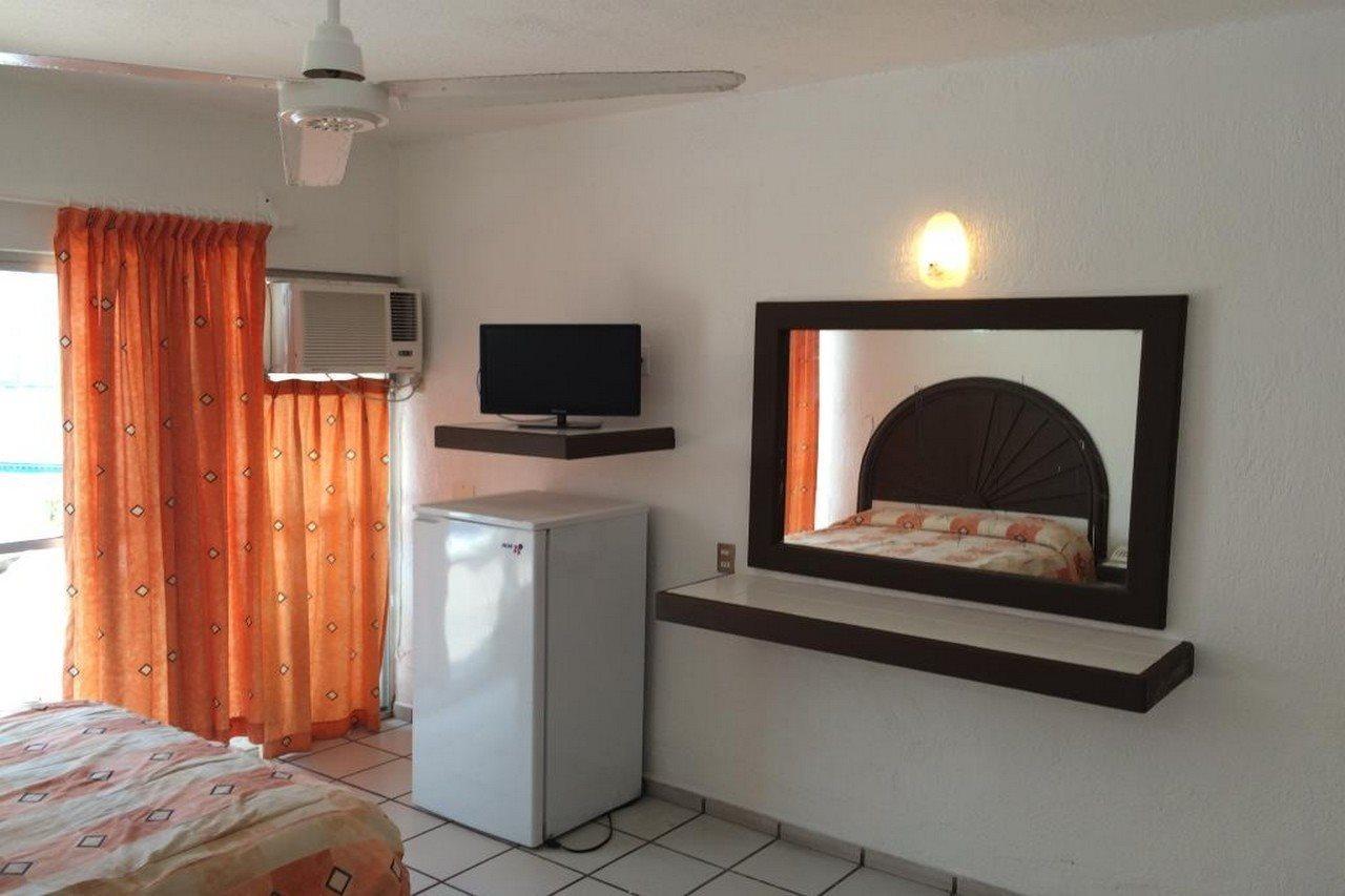 Hotel Bagasi Manzanillo Bagian luar foto