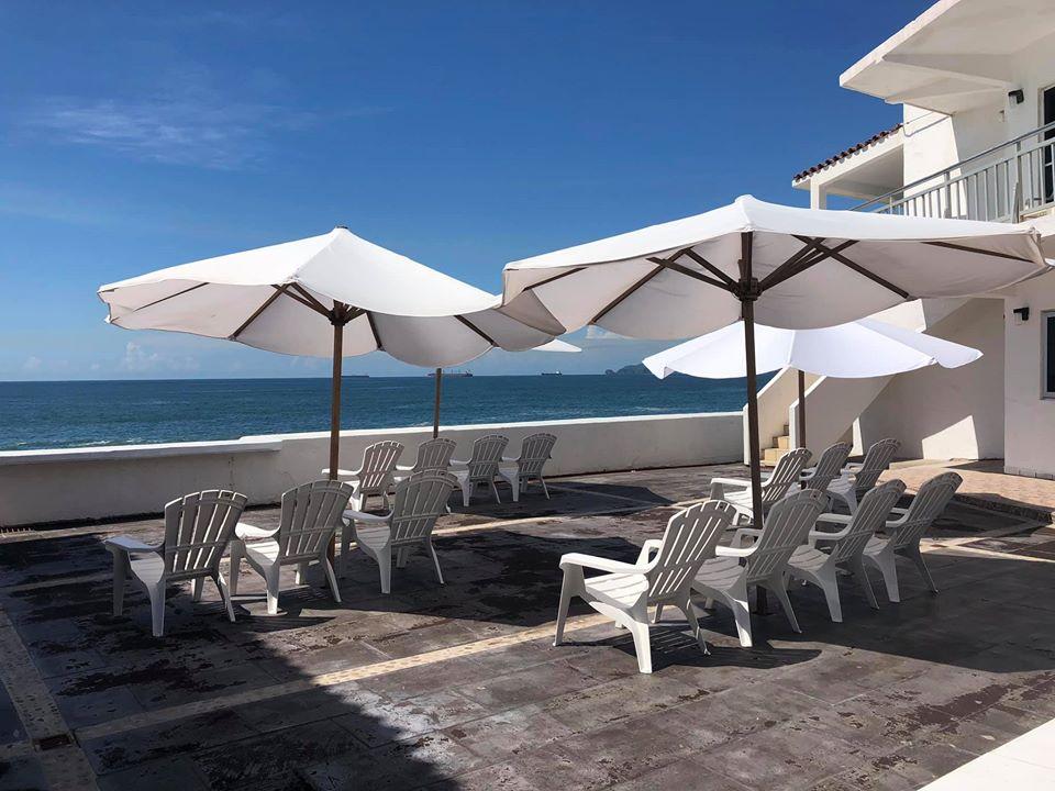 Hotel Bagasi Manzanillo Bagian luar foto