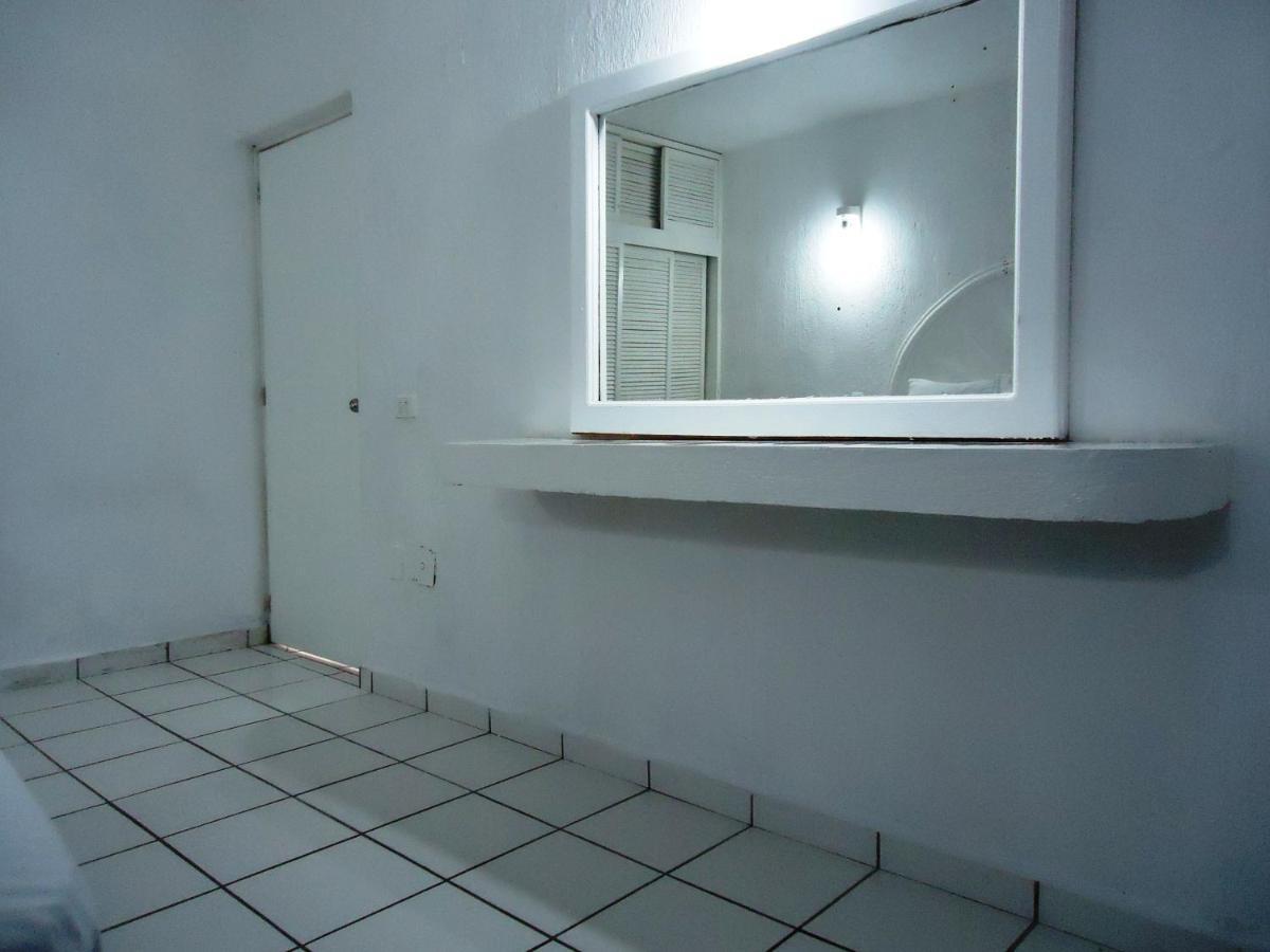 Hotel Bagasi Manzanillo Bagian luar foto
