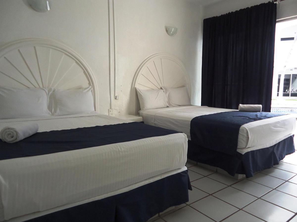 Hotel Bagasi Manzanillo Bagian luar foto