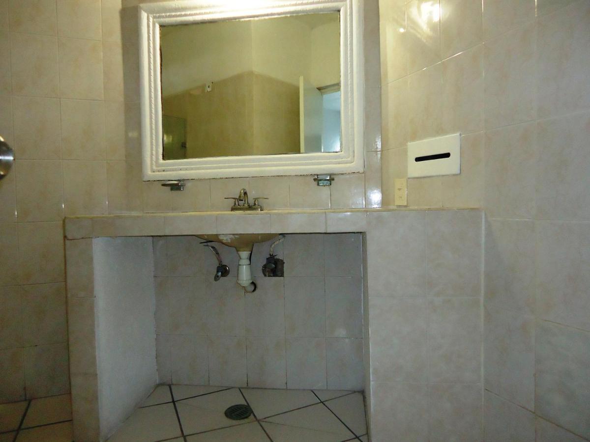 Hotel Bagasi Manzanillo Bagian luar foto